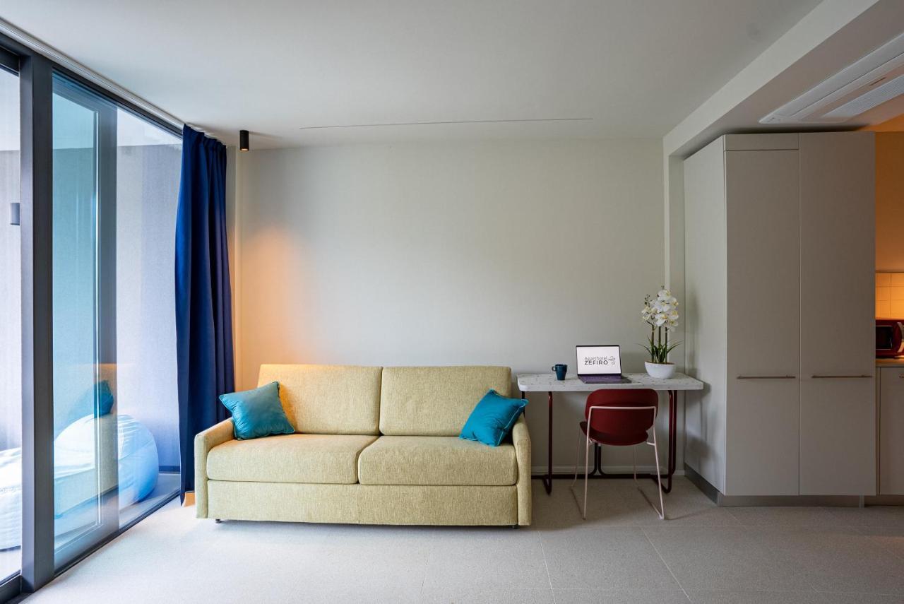 Aparthotel Zefiro Com Design, Large Terrace, Bike, Near Beach And Thermal Градо Екстер'єр фото