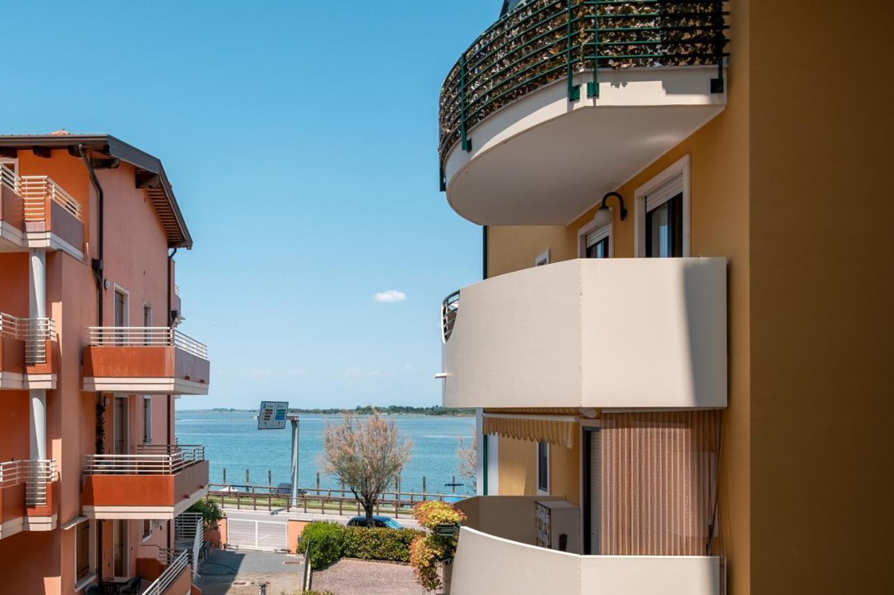 Aparthotel Zefiro Com Design, Large Terrace, Bike, Near Beach And Thermal Градо Екстер'єр фото
